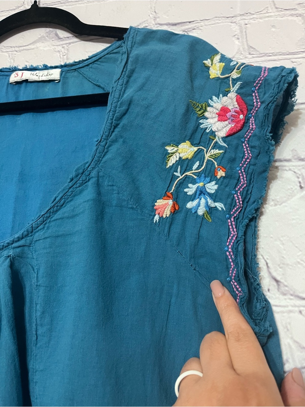 Johnny Was 3J Workshop Blouse Embroidered Boho Tunic Top Blue Size Medium DESC - Picture 5 of 12
